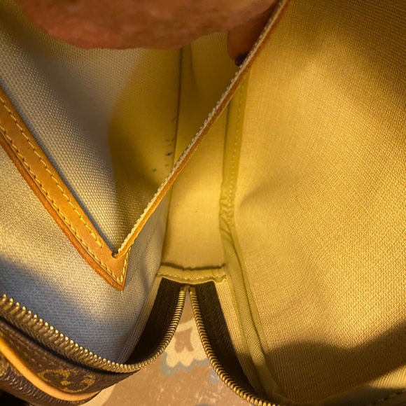 **SOLD** Louis Vuitton PM Reporter Messenger Shoulder Crossbody Bag - Picture 14 of 15